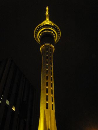Auckland Sky Tower de nuit, Nouvelle-ZélandeIMG_3731.JPG